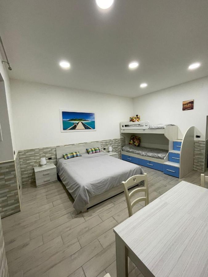 Casa Vacanze Luisa Neapel Exterior foto