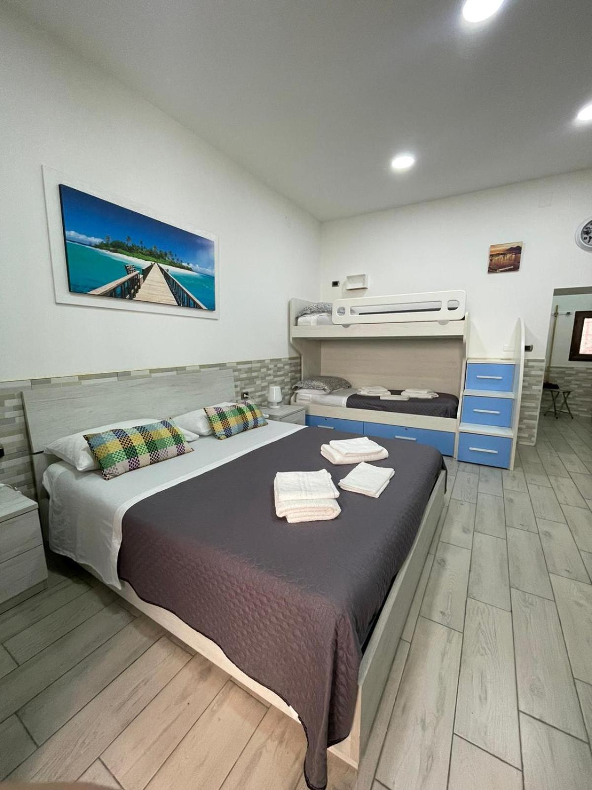 Casa Vacanze Luisa Neapel Exterior foto